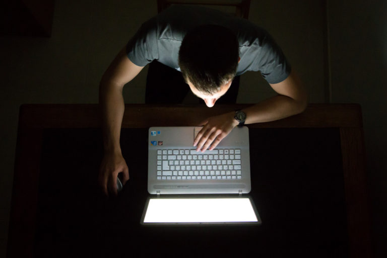 Read more about the article Internet & Computer Addiction
