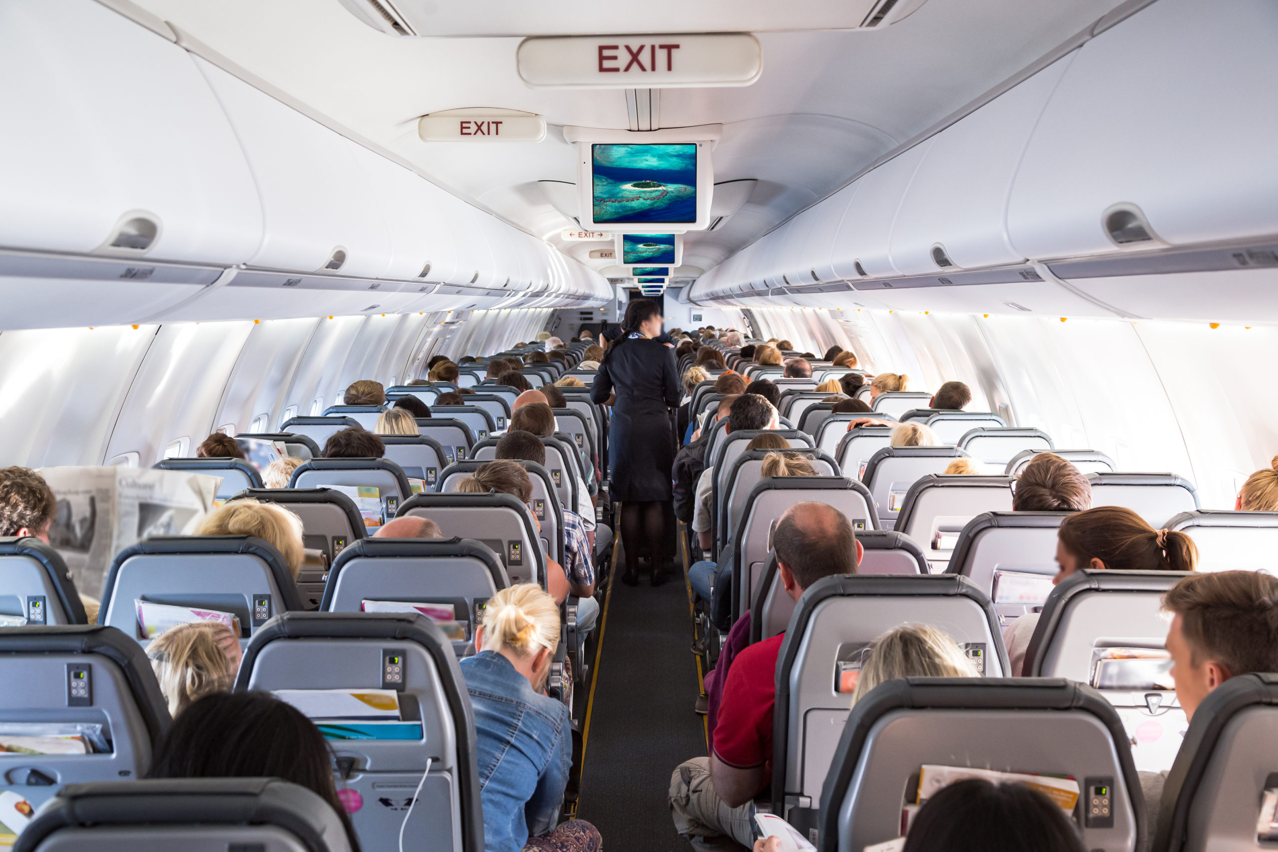 Read more about the article Airlines Take A New Stance On Alcohol